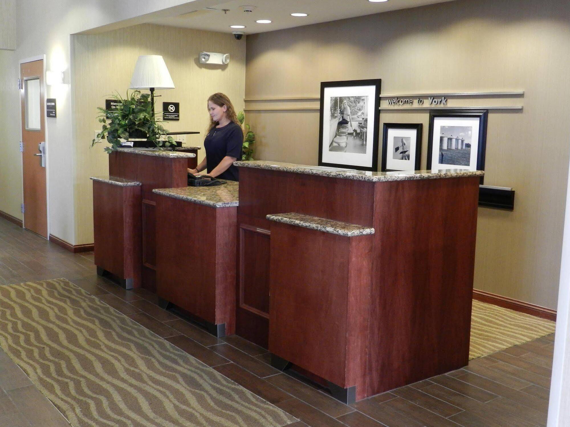 Hampton Inn York Εξωτερικό φωτογραφία